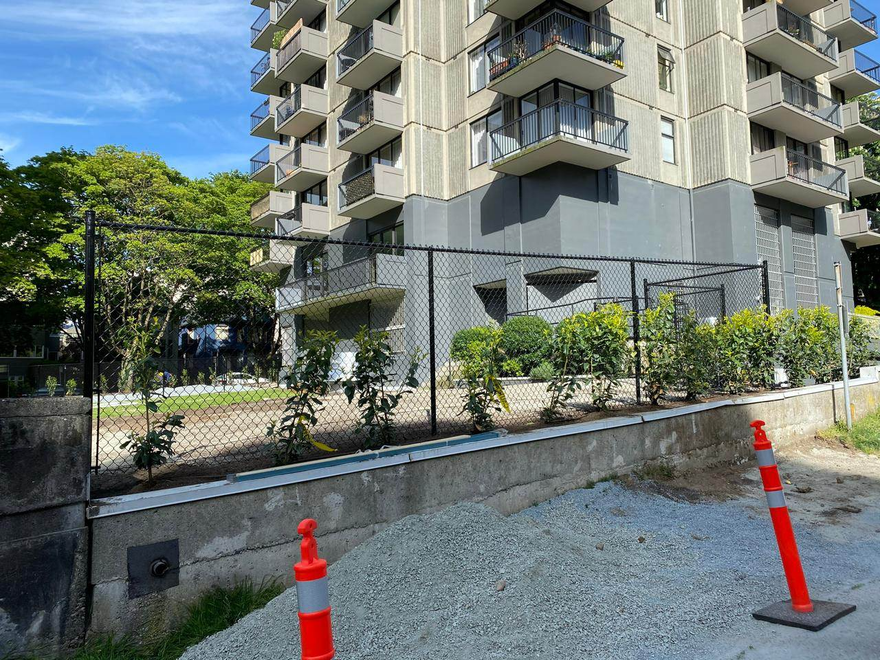 fence-installation-services-surrey-vancouver-lowermainland-bc-17.webp