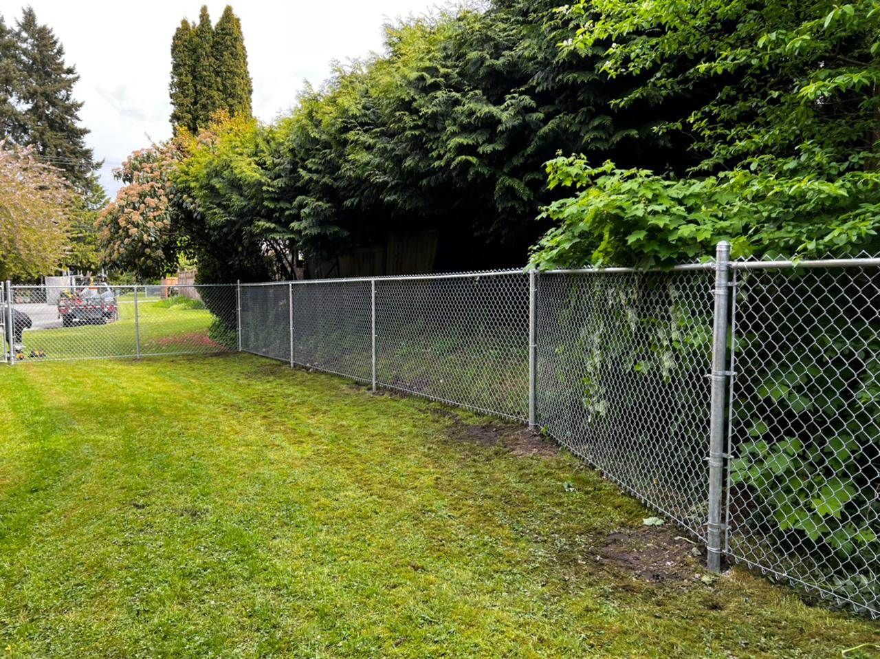 fence-installation-services-surrey-vancouver-lowermainland-bc-54.webp