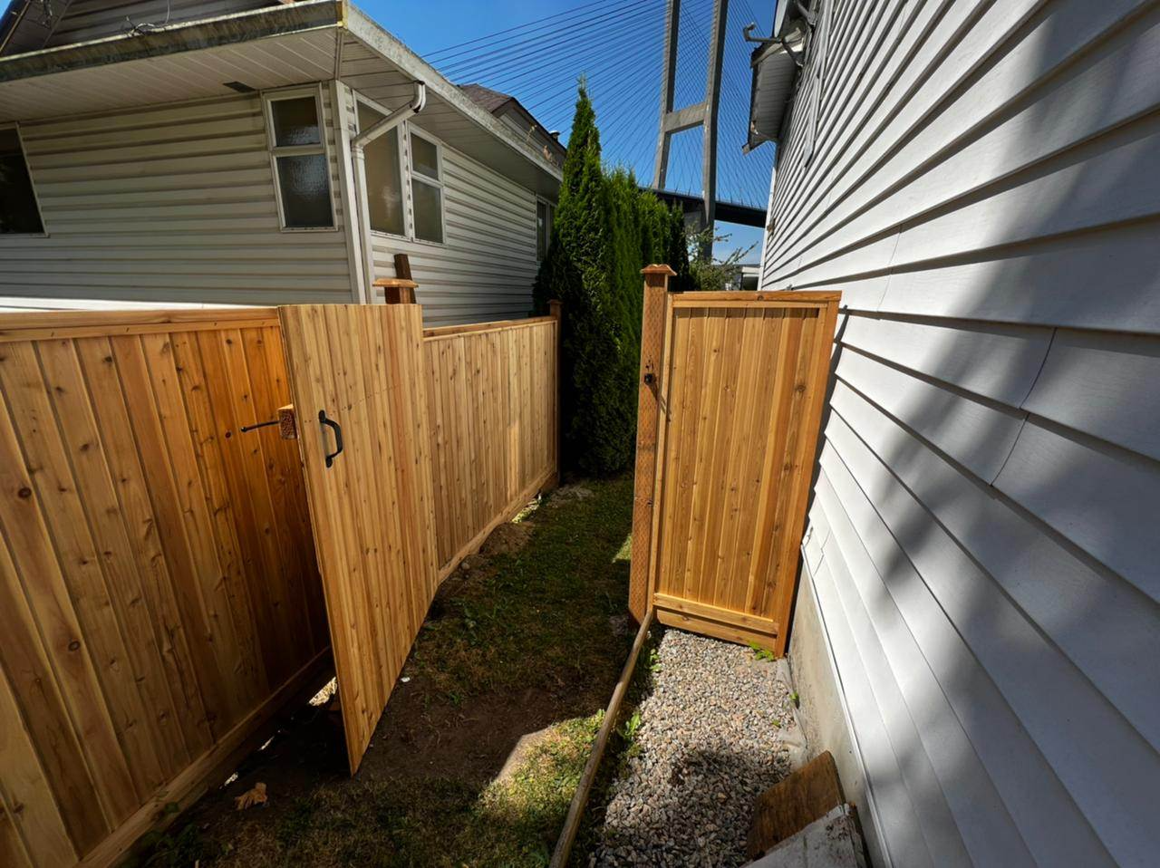 fence-installation-services-surrey-vancouver-lowermainland-bc-81.webp